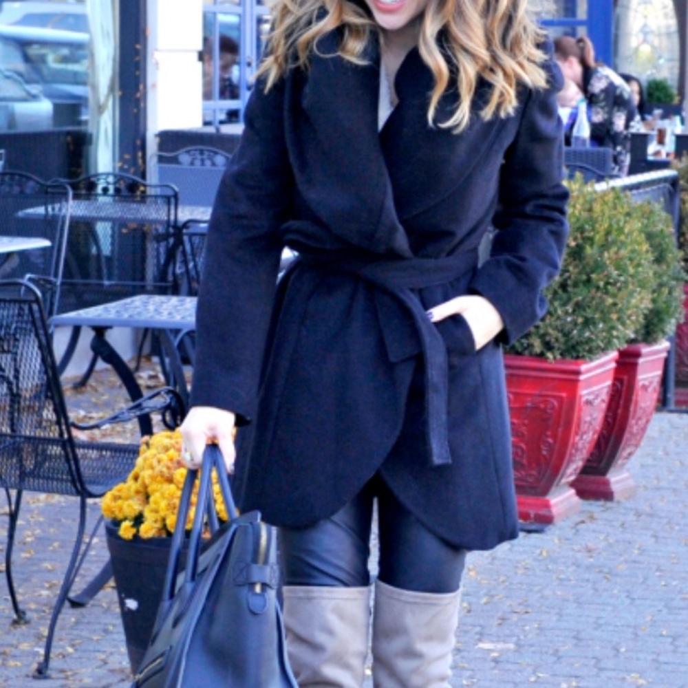 Gorgeous Tahari wrap coat